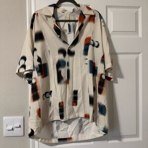 Zara Men’s Abstract Patterned Button-Up Shirt